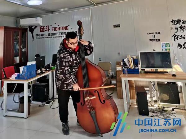 大提琴手成為拼多多咸鴨蛋頭部商家，全年咸鴨蛋銷售突破三千萬元