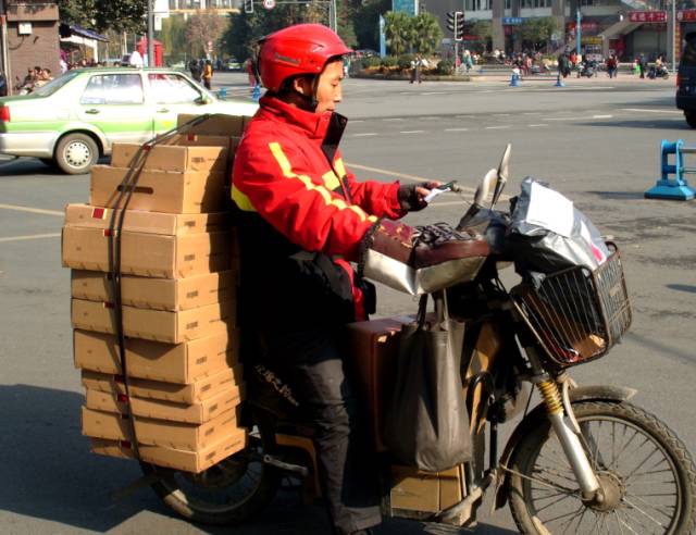 搭上E貿易順風車，河南土特產"雙11"走俏！